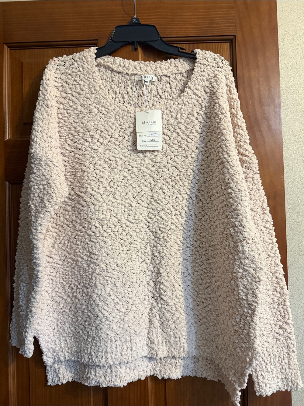 Brand new size M/L Miracle Soft Cream Popcorn Knit Crew Sweater